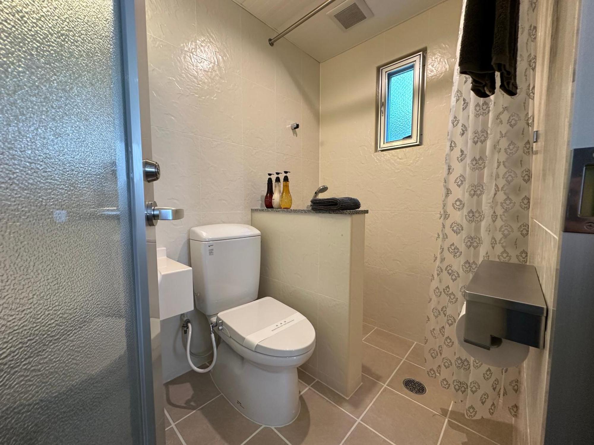 White Reef Apartman Uruma Kültér fotó